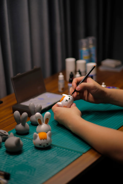 Traumatized Mia Ultra Limited Art Toy (Edition 4 of 5)